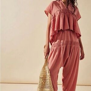 Free People Small the Go To Set in a Dusty Rose